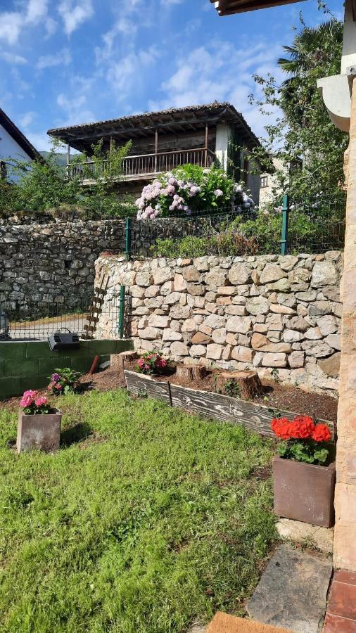 라네스 La Casa De Abajo 빌라 외부 사진